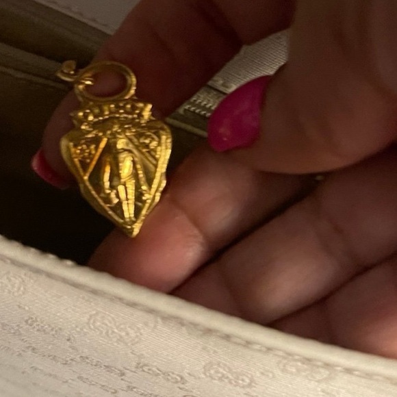 Gucci-Gucci Shoulder Bag White GG Coated Canvas Leather Trim with Webbing - Picture 11 of 11